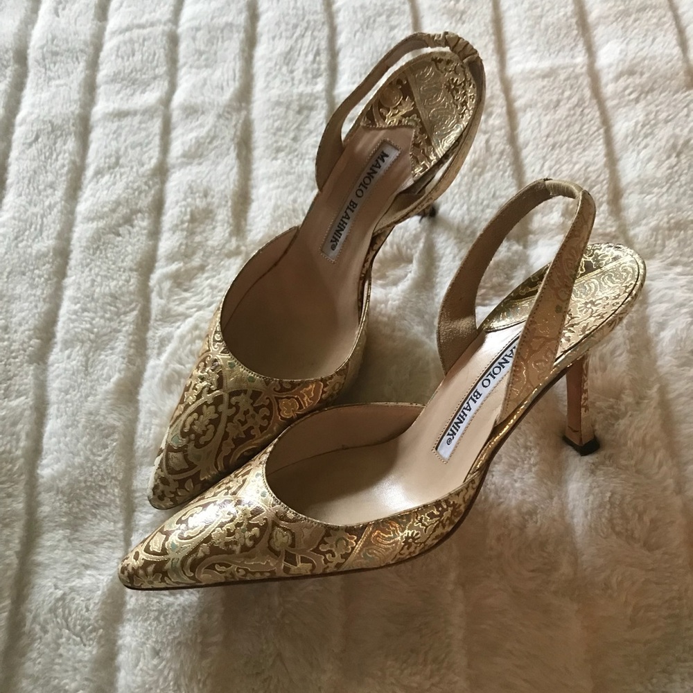 Authentic Manolo Blahnik SlingBacks